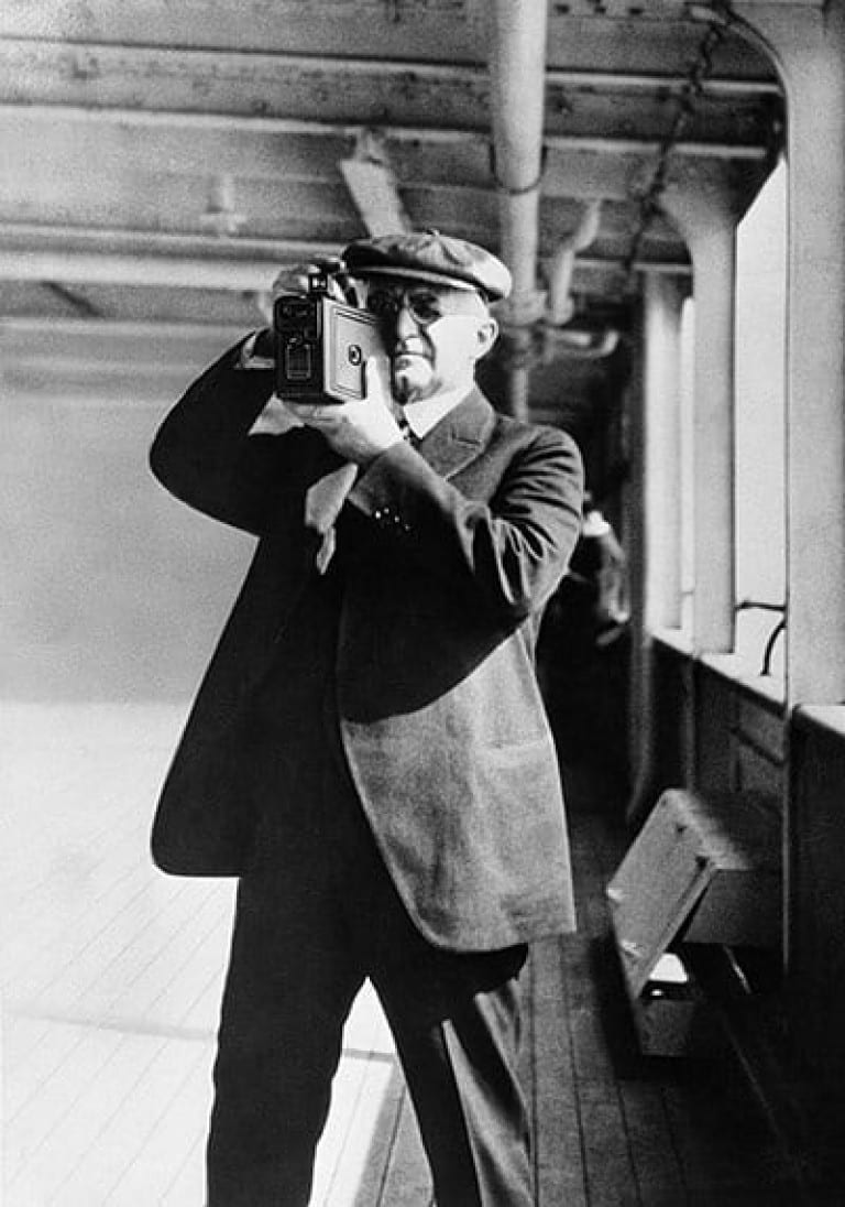 趣味・スポーツ・実用 Kodak Cameras: The First Hundred Years Kodak Cameras: The First Hundred Years 趣味・スポーツ・実用